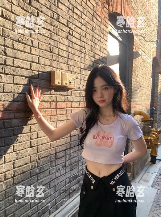 在www.51.com上畅享免费导航，发现更多吃瓜趣闻与精彩瞬间!
