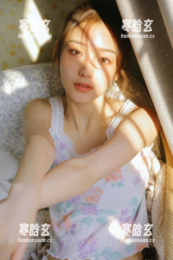 hlw提供的免费吃瓜服务，让你实时掌握娱乐圈动态！