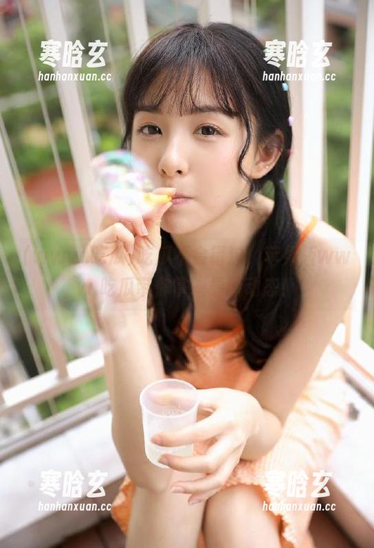 www.吃瓜 吃瓜不会错过,苹果版www.吃瓜带你掌握最新动态!