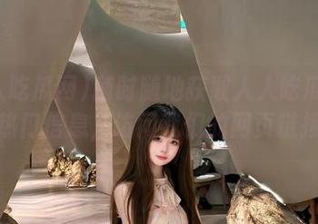随时随地获取人人吃瓜网的热门信息，访问我们的网页链接