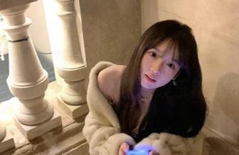 探索吃瓜福利传送门，观看热辣吃瓜新闻，轻松获取娱乐新资讯！