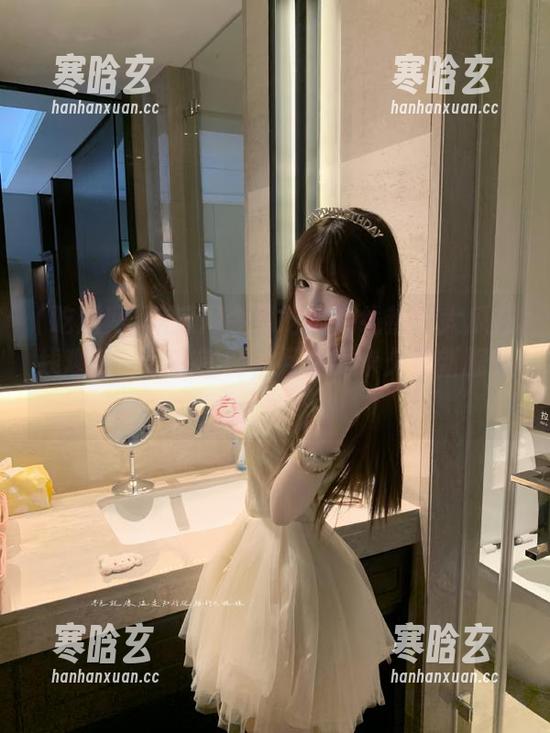 吃瓜网 吃瓜网今日吃瓜在线热门大瓜在线观看,尽在官网,且享受永久更新服务!