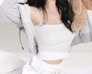 想要掌握最新八卦？快来“我要吃瓜群”获取第一手消息和地址！