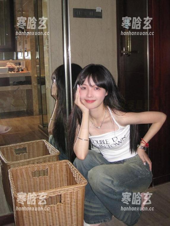 黑哥冲料 黑哥冲料玩偶带你分享最具人气线路,乐享吃瓜乐趣!