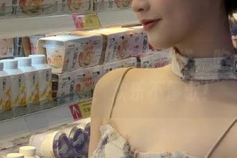 观看黑料不打烊，吃瓜爆料永久更新，欢乐不停歇！