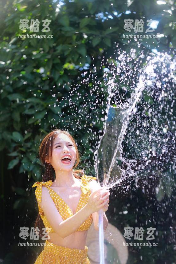 吃瓜神器黑料网下载，轻松获取热门资讯网址，掌握第一手情报！